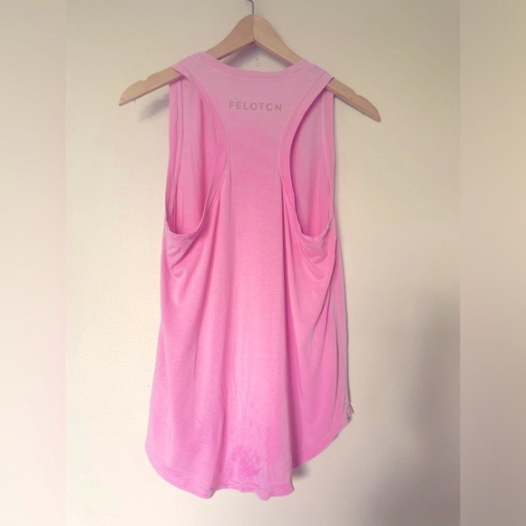 Peloton Pink Flow Racerback Tank Top Gold Foil Size Small - Picture 5 of 8